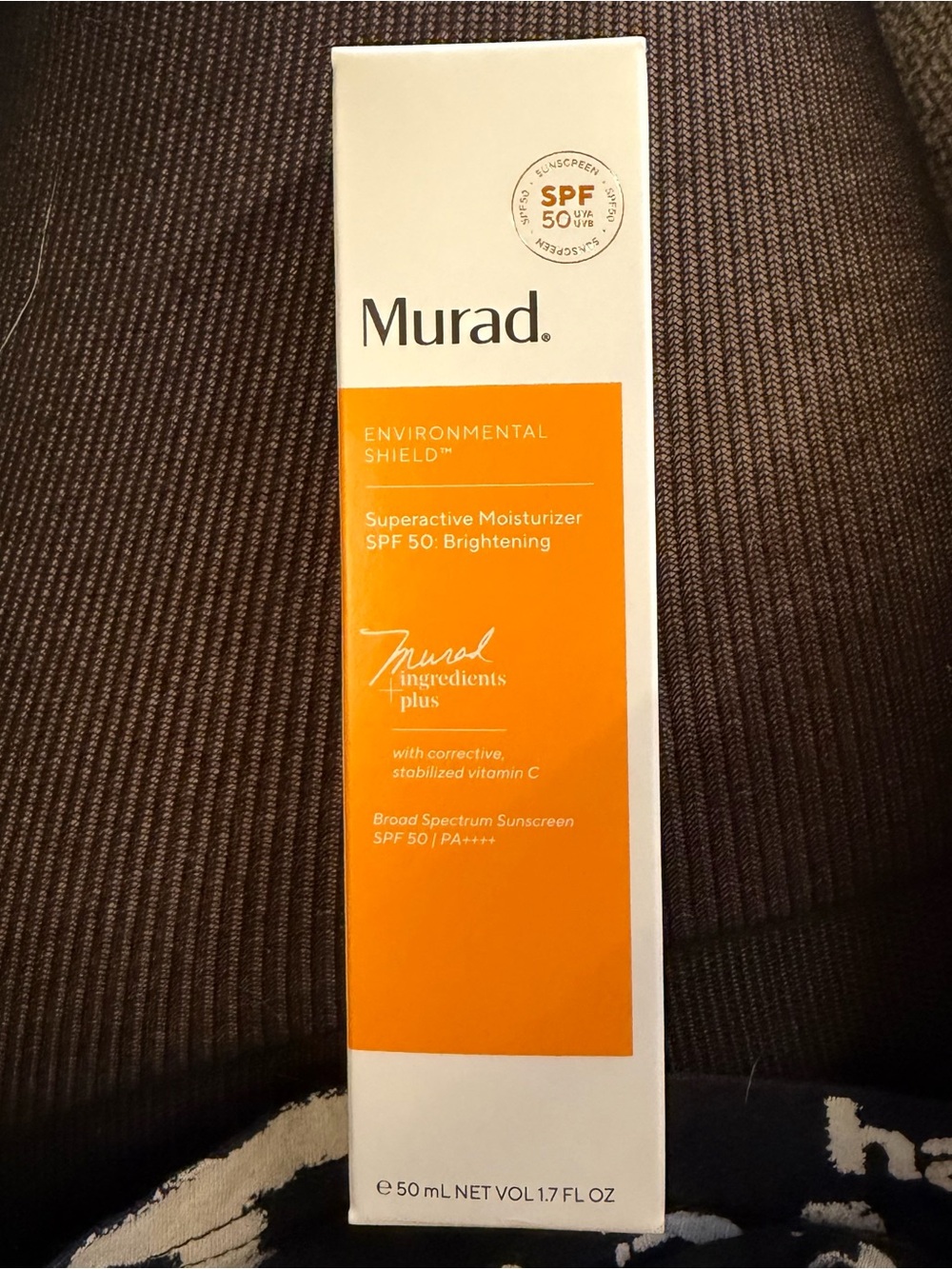 Murad Environmental Shield Superactive Moisturizer SPF 50 Brightening - Picture 5 of 7